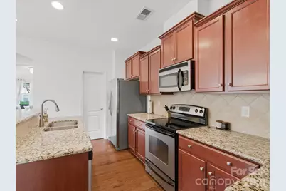 18439 The Commons Boulevard, Cornelius, NC 28031 - Photo 19