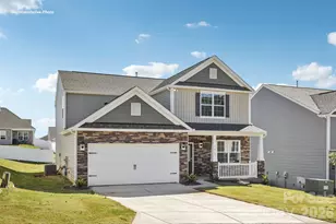 632 17th Ave Dr NE, Hickory, NC 28601 - Photo 1
