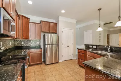 2104 Verde Creek Road, Charlotte, NC 28214 - Photo 9