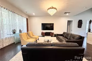 10112 Pinecroft Creek Ln, Matthews, NC 28105 - Photo 3