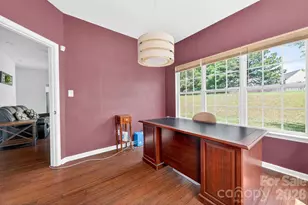 2508 Oakdale Creek Ln, Charlotte, NC 28216 - Photo 25