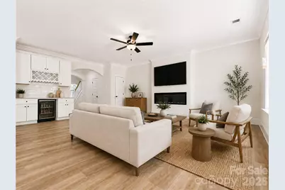1228 N Sharon Amity Road, Charlotte, NC 28211 - Photo 3