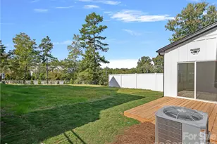 1228 N Sharon Amity Rd, Charlotte, NC 28211 - Photo 25