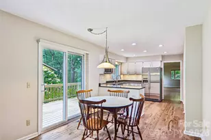 405 Wild Oak Ln, Hendersonville, NC 28791 - Photo 17