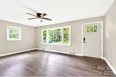 65 Farley Street, Waynesville, NC 28786 - Photo 3