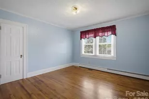 2401 Lail Rd, Morganton, NC 28655 - Photo 19