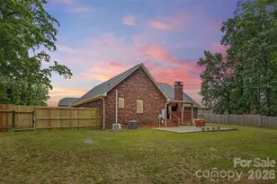 4403 Hubbard Rd, Charlotte, NC 28269 - Photo 23