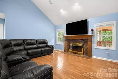 4403 Hubbard Road, Charlotte, NC 28269 - Photo 5