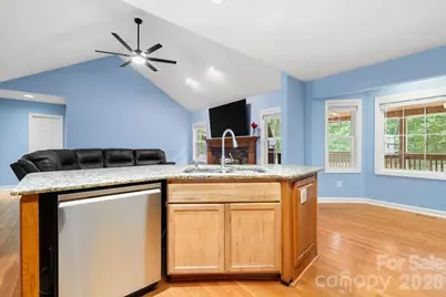 4403 Hubbard Road, Charlotte, NC 28269 - Photo 9