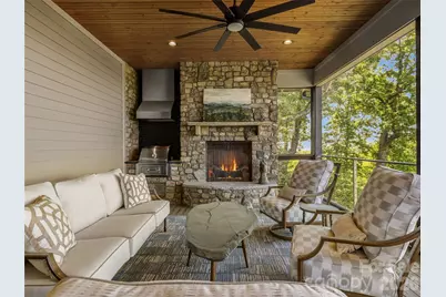 236 Summerset Drive, Hendersonville, NC 28792 - Photo 29