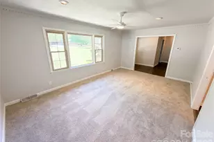 1415 Crestfield Dr, Lancaster, SC 29720 - Photo 3