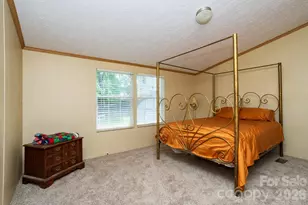 22 Hazelwood Rd, Asheville, NC 28806 - Photo 19