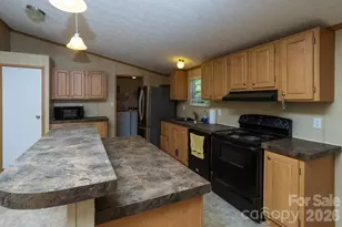 22 Hazelwood Rd, Asheville, NC 28806 - Photo 11