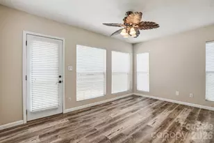 6000 Carriage Oaks Dr, Charlotte, NC 28262 - Photo 21