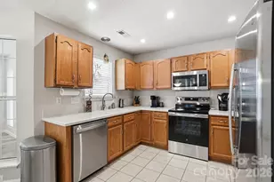 6000 Carriage Oaks Dr, Charlotte, NC 28262 - Photo 13