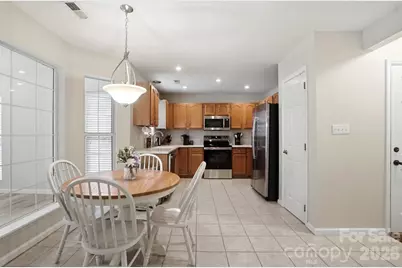 6000 Carriage Oaks Drive, Charlotte, NC 28262 - Photo 11