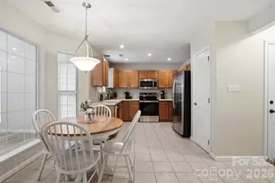 6000 Carriage Oaks Dr, Charlotte, NC 28262 - Photo 11