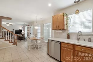 6000 Carriage Oaks Dr, Charlotte, NC 28262 - Photo 17