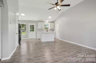 6834 Flaxseed Ln, Charlotte, NC 28216 - Photo 5