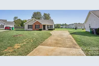 6834 Flaxseed Lane, Charlotte, NC 28216 - Photo 3