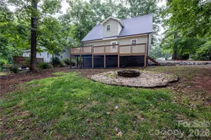 302 Skyland Ct, Mount Gilead, NC 27306 - Photo 7