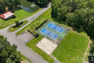 302 Skyland Ct, Mount Gilead, NC 27306 - Photo 41