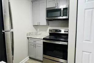 415 W 10th St, Charlotte, NC 28202 - Photo 5