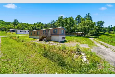 5929 Mourglea Avenue, Connelly Springs, NC 28612 - Photo 19