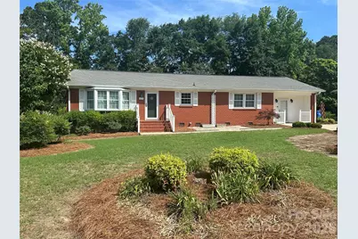 419 E Pigg Street, Pageland, SC 29728 - Photo 1