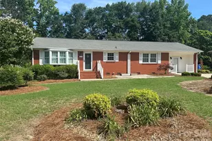 419 E Pigg St, Pageland, SC 29728 - Photo 1