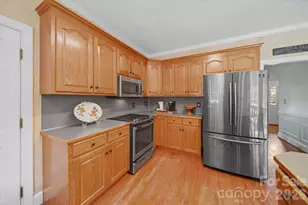8513 Middleton Cir, Harrisburg, NC 28075 - Photo 13