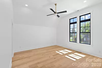 2425 Lola Avenue, Charlotte, NC 28205 - Photo 39