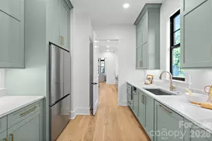 2425 Lola Ave, Charlotte, NC 28205 - Photo 25