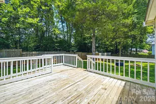 12209 Woodbend Dr, Matthews, NC 28105 - Photo 21