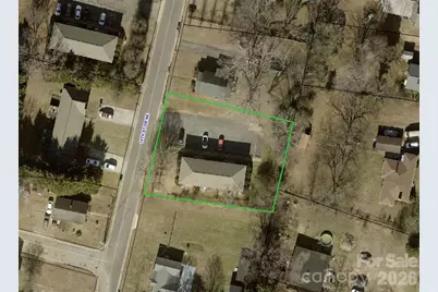 1310 and 1323 14th Street Drive NE, Hickory, NC 28601 - Photo 5