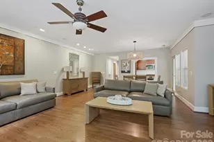 420 Queens Rd, Charlotte, NC 28207 - Photo 13