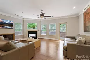 420 Queens Rd, Charlotte, NC 28207 - Photo 11