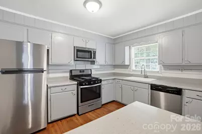 6308 Covecreek Drive, Charlotte, NC 28215 - Photo 11