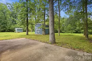 6308 Cove Creek Dr, Charlotte, NC 28215 - Photo 29