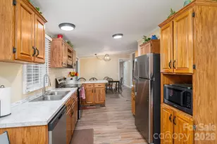 5043 Pebble Stone Rd, Maiden, NC 28650 - Photo 13