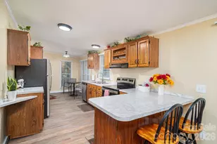 5043 Pebble Stone Rd, Maiden, NC 28650 - Photo 15