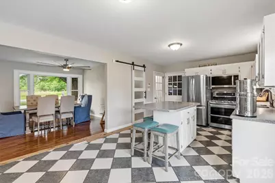 226 28th Avenue Place NE, Hickory, NC 28601 - Photo 13