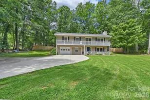 11 Greenwood Acres Dr, Mills River, NC 28759 - Photo 1