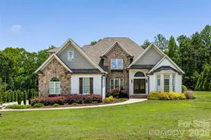 2015 Pierson Dr, Lancaster, SC 29720 - Photo 1