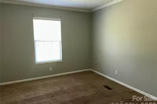 2410 Annwood Ct, Newton, NC 28658 - Photo 15