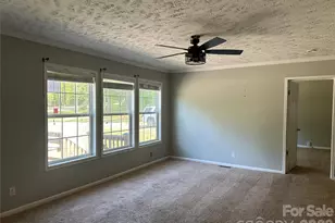 2410 Annwood Ct, Newton, NC 28658 - Photo 9