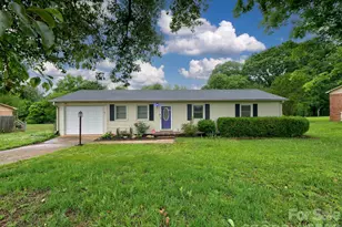 109 Oxford St, Shelby, NC 28152 - Photo 1