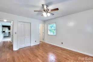 109 Oxford St, Shelby, NC 28152 - Photo 15