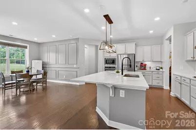 8224 Cornhill Avenue, Charlotte, NC 28277 - Photo 7