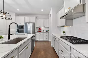 8224 Cornhill Ave, Charlotte, NC 28277 - Photo 5